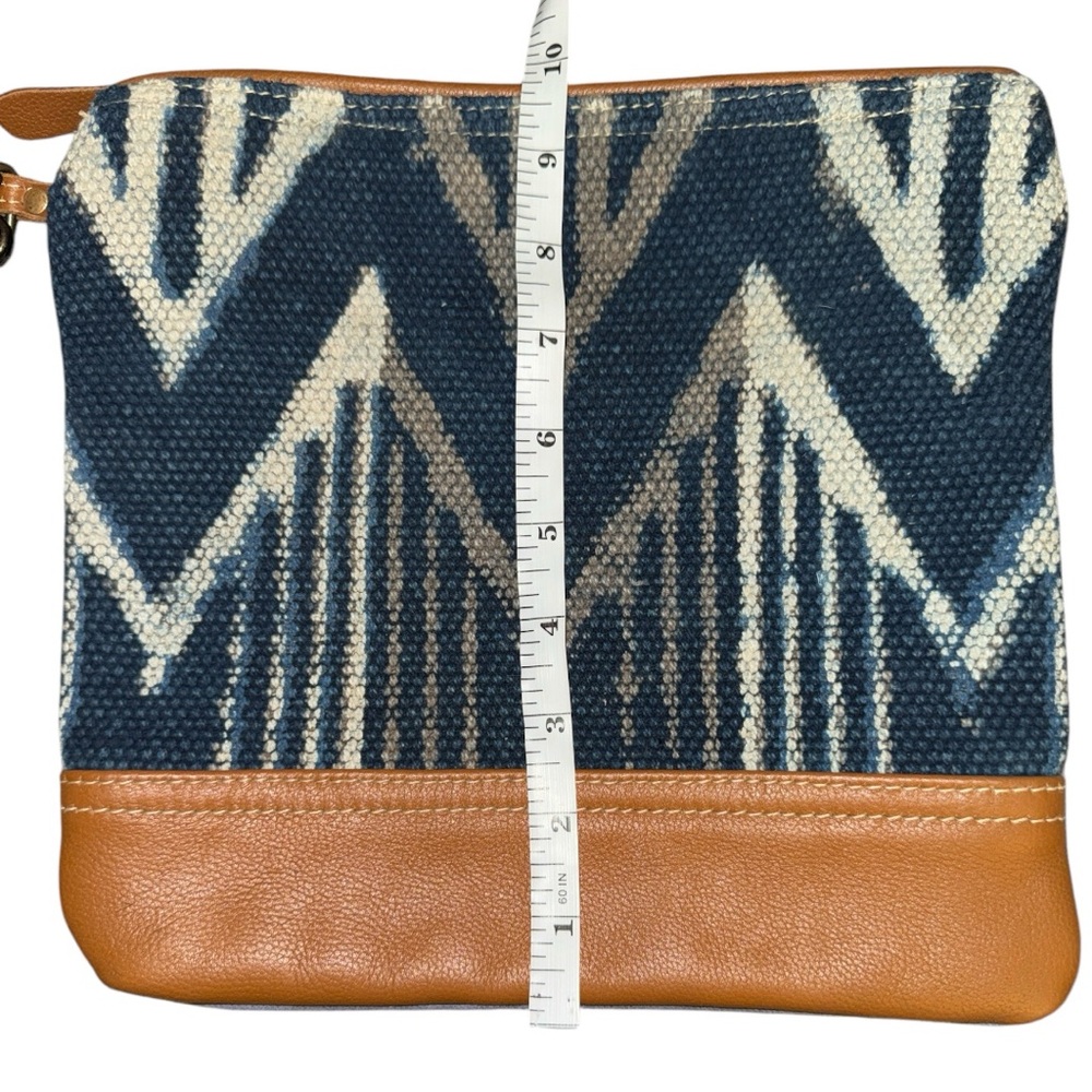 Myra Bag Elegant Travel Pouch With Wrist Strap, NWT - Picture 9 of 9